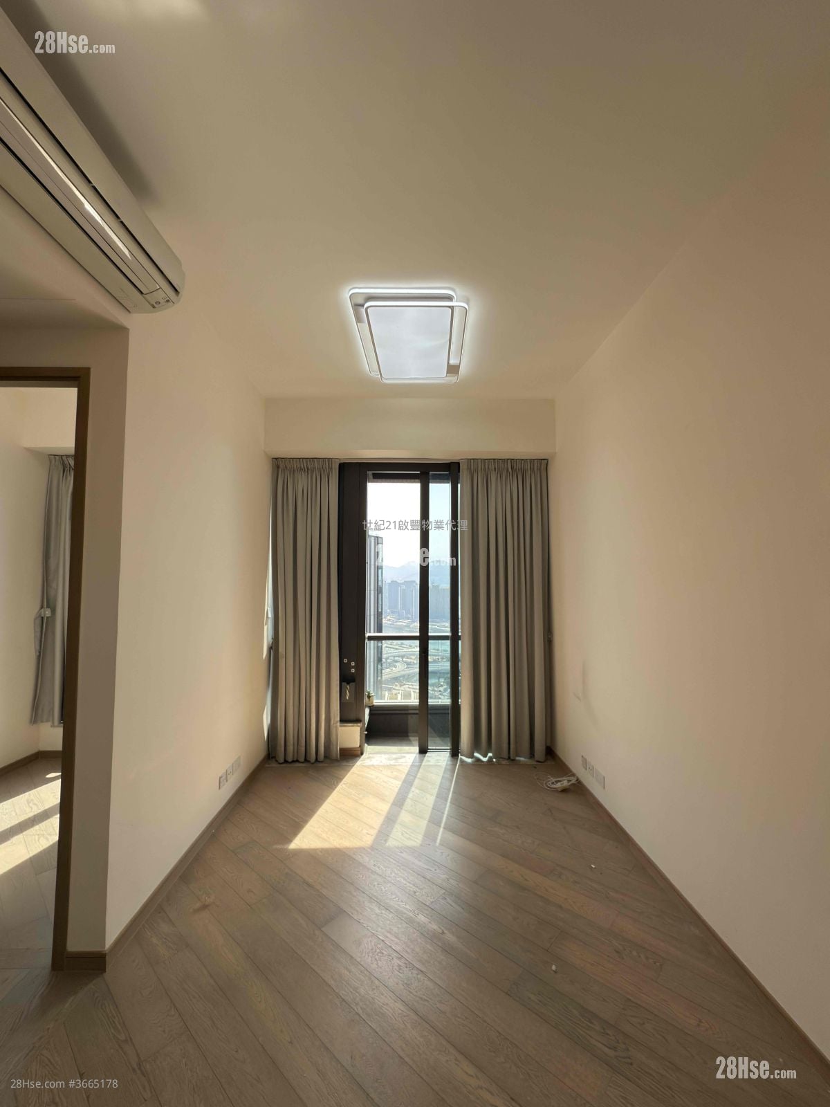 Vibe Centro Rental 2 Bedrooms , 1 Bathroom 489 ft²