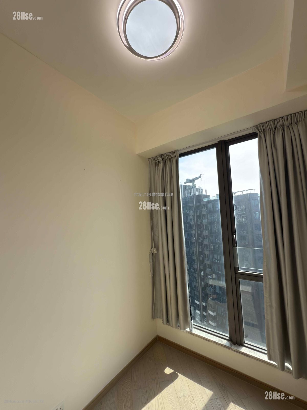 Vibe Centro Rental 2 Bedrooms , 1 Bathroom 489 ft²