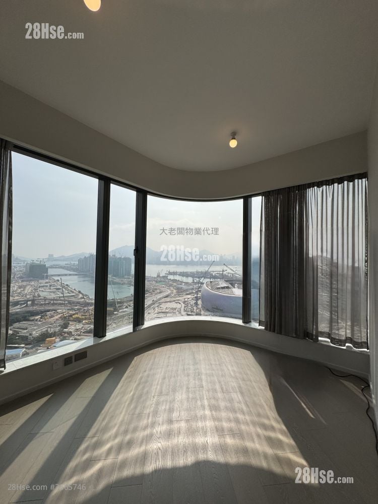 The Henley 售盘 3 房 , 2 浴室 888 平方尺