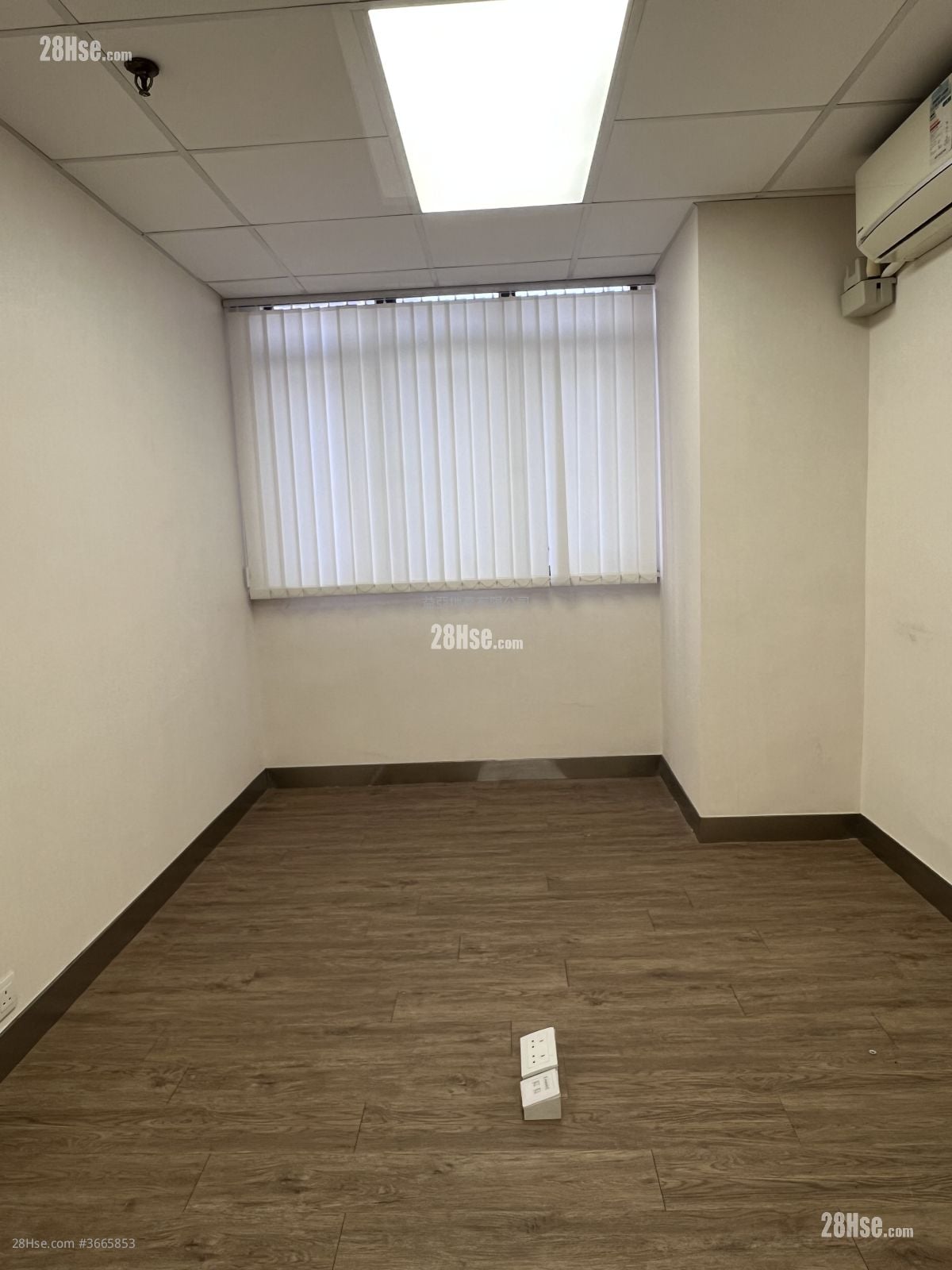 威胜商业大厦 租盘 3 房