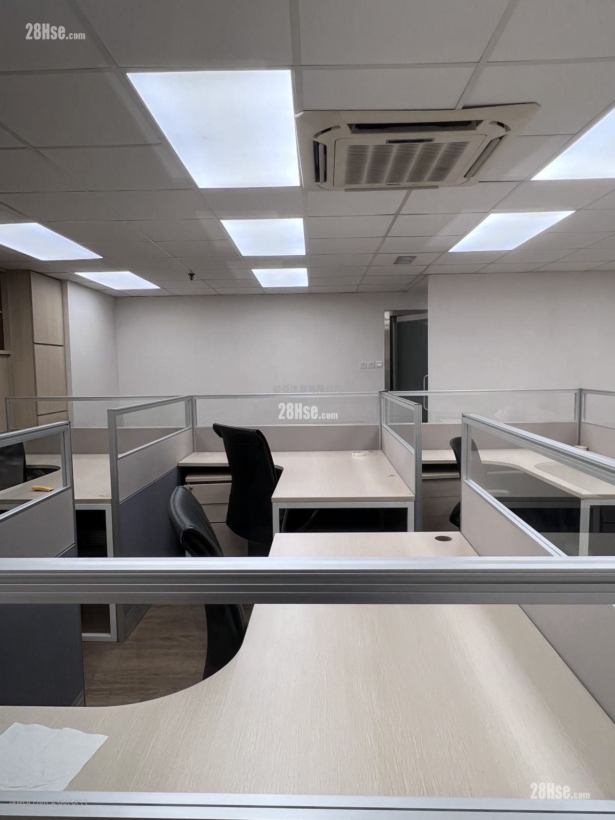 威胜商业大厦 租盘 3 房