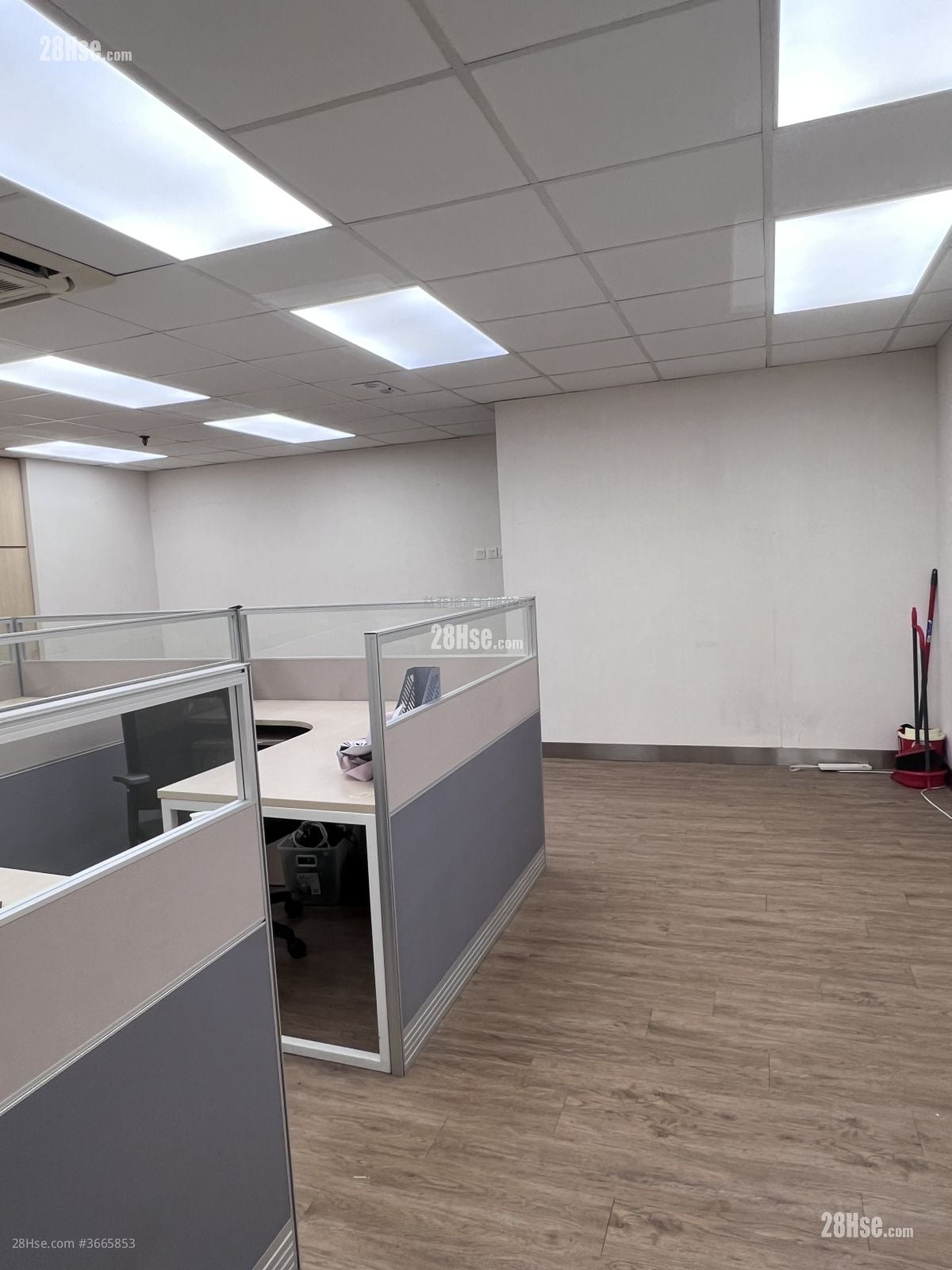 威胜商业大厦 租盘 3 房