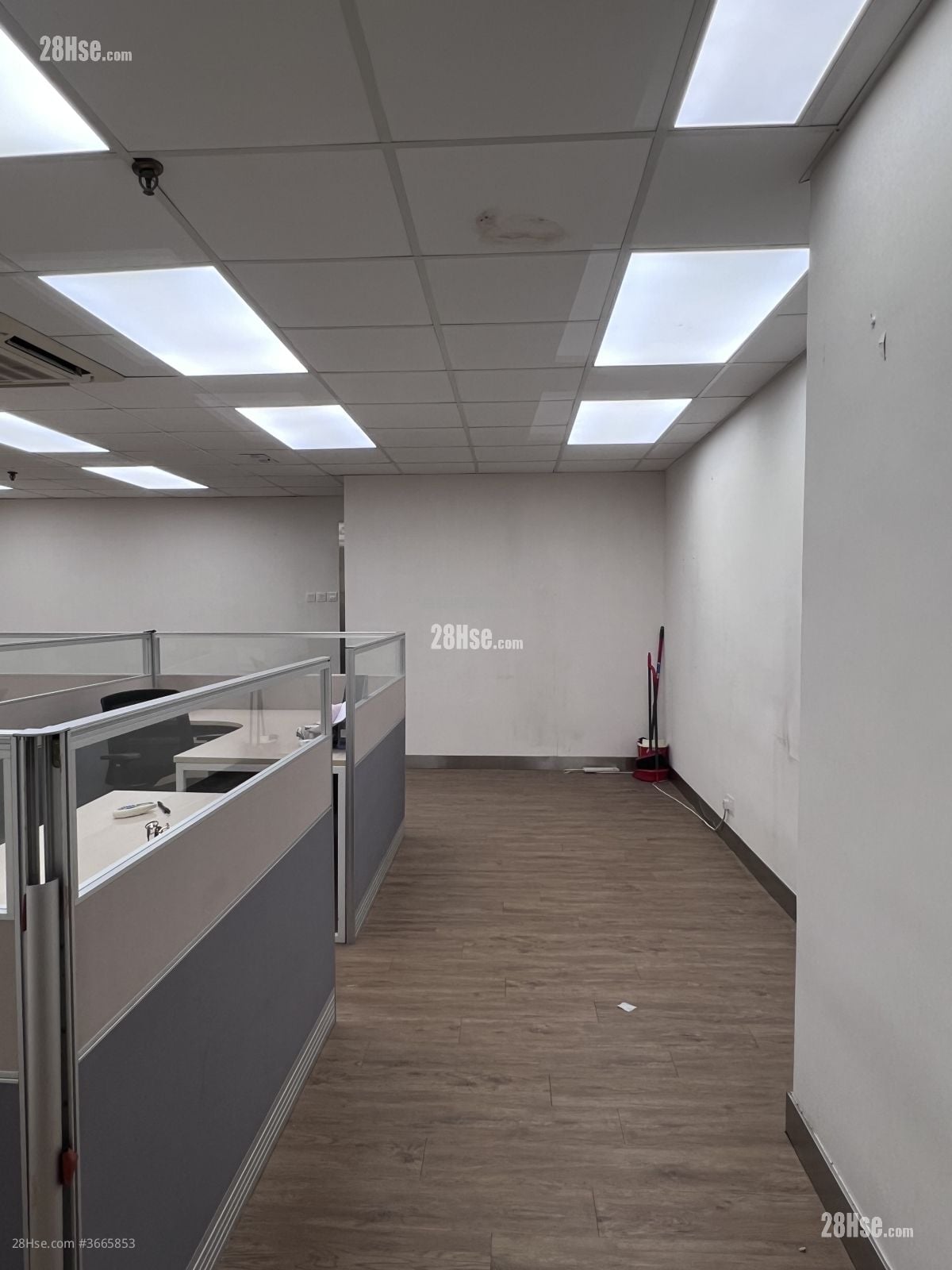 威胜商业大厦 租盘 3 房