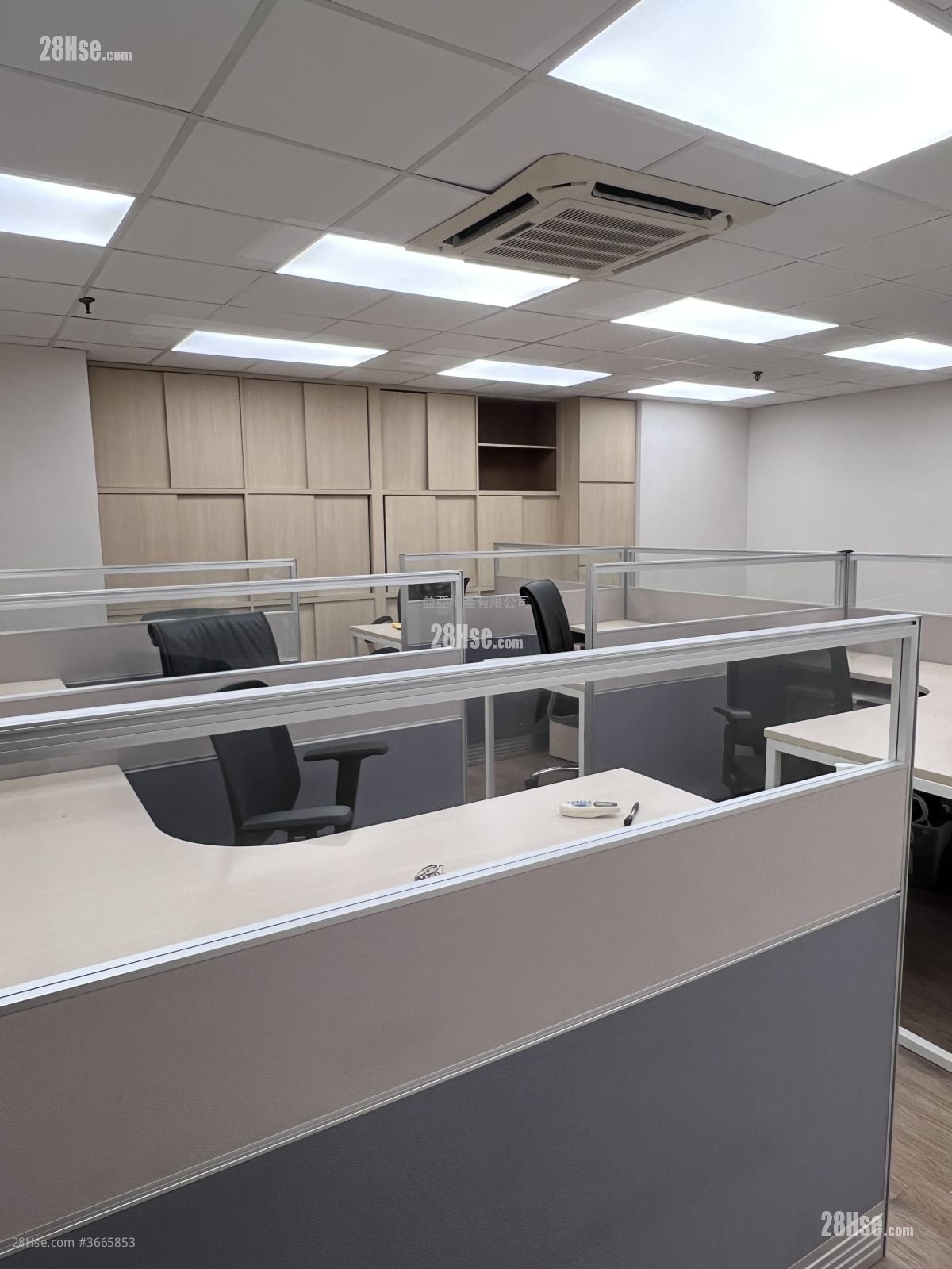 威胜商业大厦 租盘 3 房