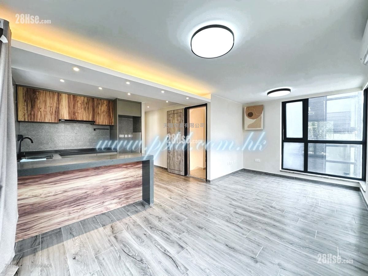 元朗村屋 售盘 3 房 , 2 浴室 700 平方尺