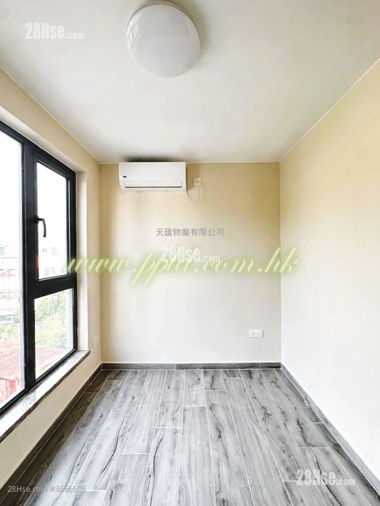 元朗村屋 售盘 3 房 , 2 浴室 700 平方尺