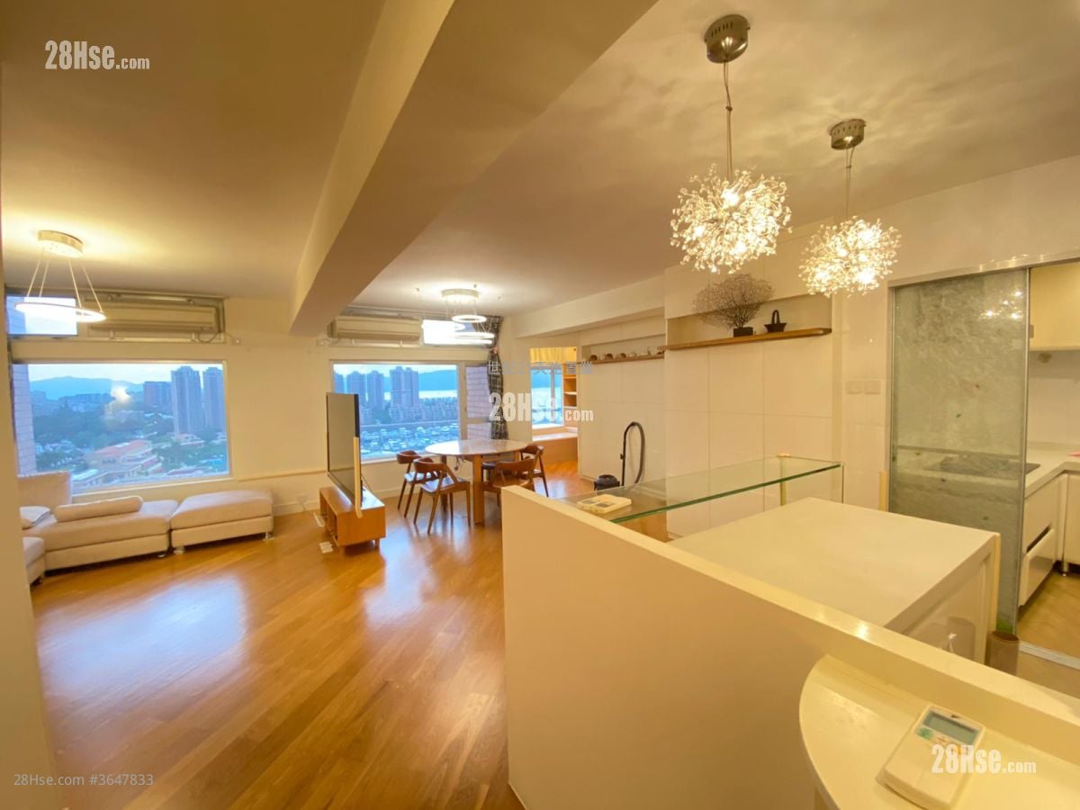 香港黄金海岸 租盘 4 房 , 2 浴室 1,052 平方尺