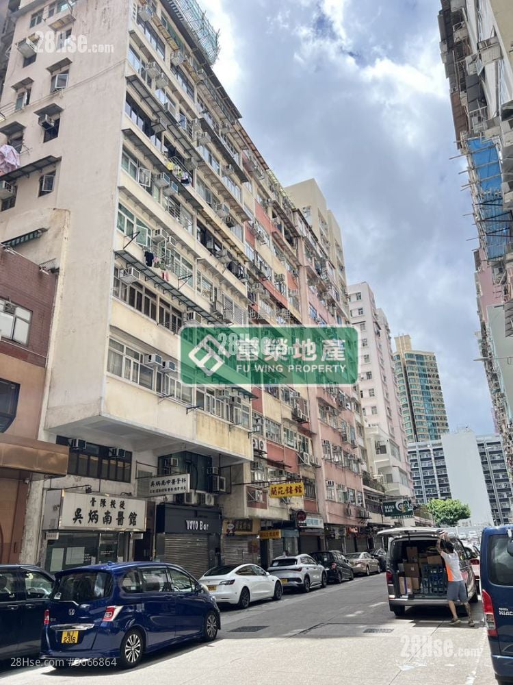 翡翠洋楼 售盘 3 房 , 1 浴室 646 平方尺