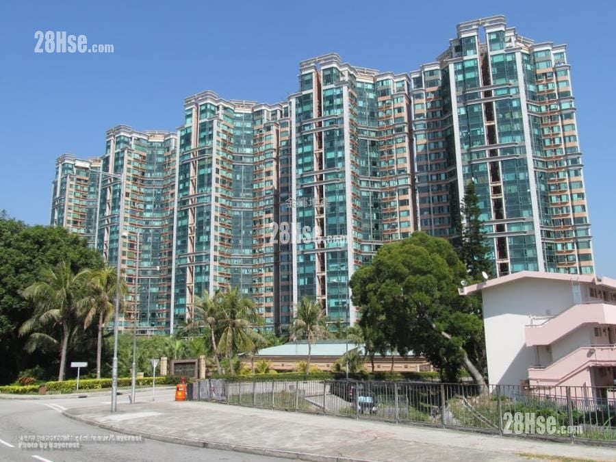 Palatial Coast Rental 4 Bedrooms , 4 Bathrooms 2,209 ft²