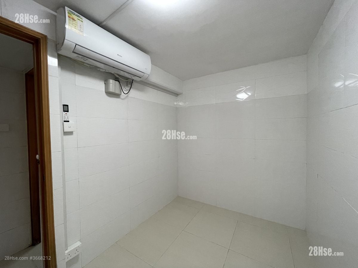 bedroom 1: No.18, Shek Kwu Lung Village, Shatin,N.t. Rental 1 Bedroom , 1 Bathroom 350 ft²