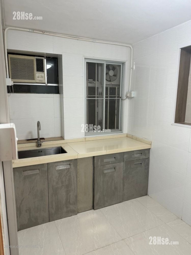 No.18, Shek Kwu Lung Village, Shatin,N.t. Rental 1 Bedroom , 1 Bathroom 350 ft²