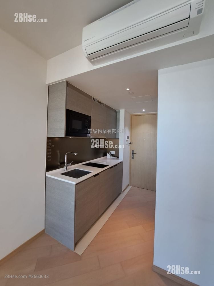 Upper East Rental Studio , 1 Bathroom 219 ft²