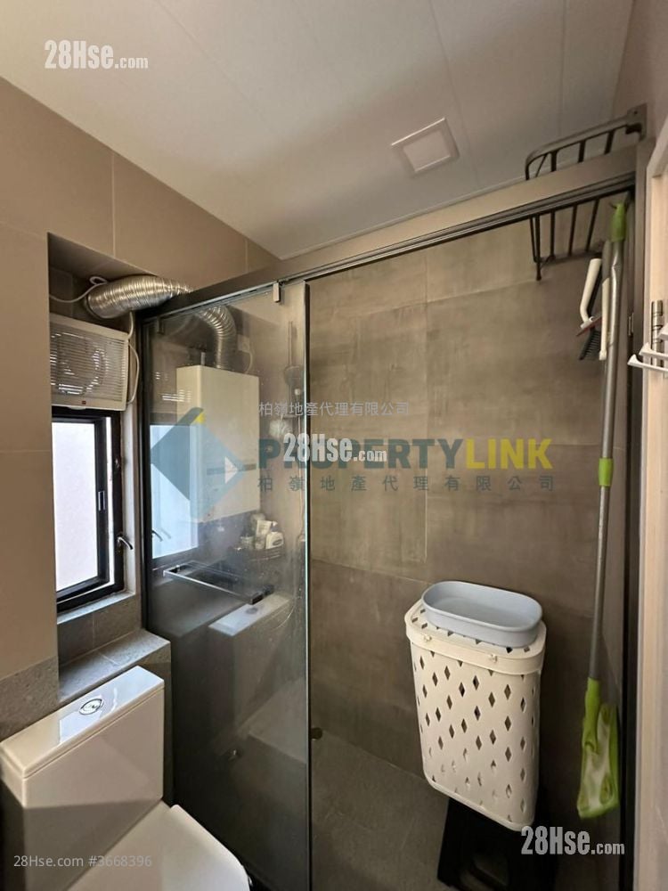 安荣大厦 售盘 2 房 , 1 浴室 356 平方尺