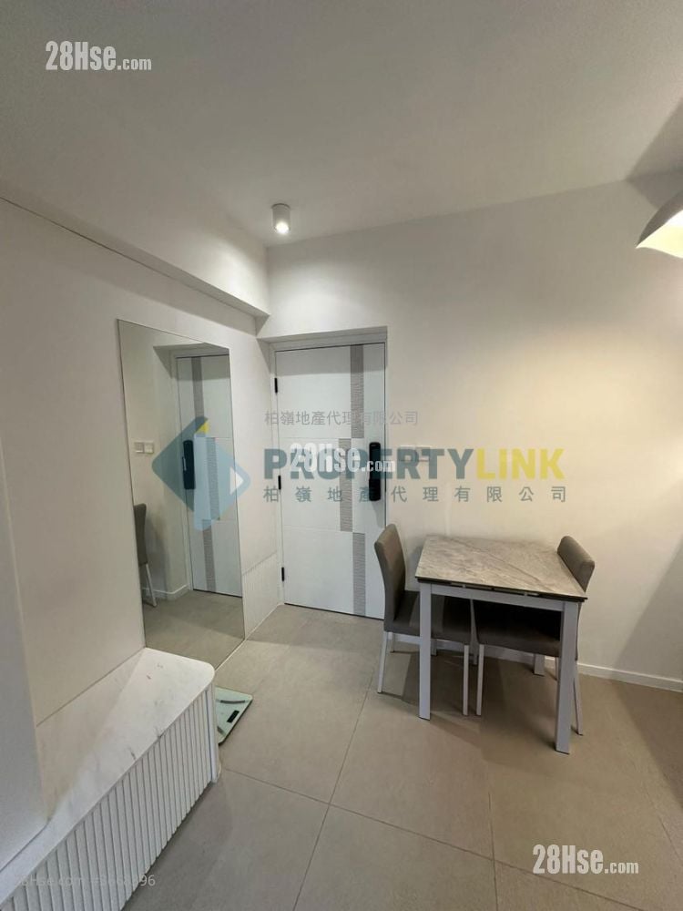 安荣大厦 售盘 2 房 , 1 浴室 356 平方尺