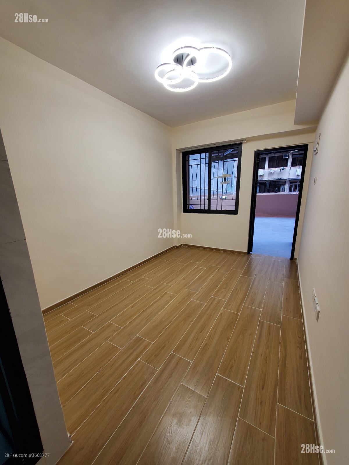 永辉大厦 租盘 1 房 , 1 浴室 150 平方尺