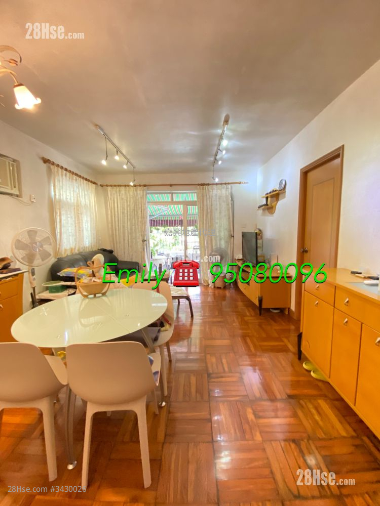 Pai Tau Village Sell 3 Bedrooms , 1 Bathroom 700 ft²