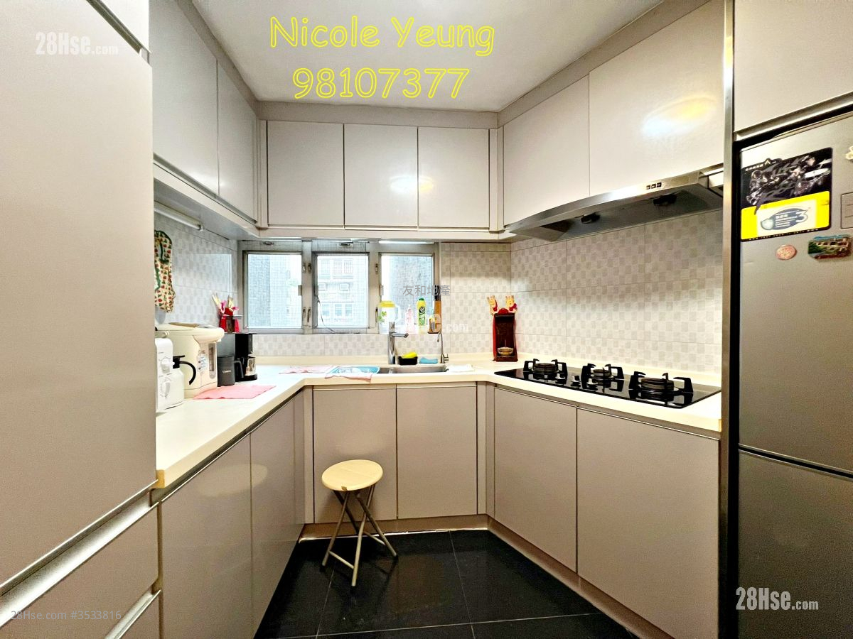 毕架山花园 售盘 3 房 , 2 浴室 905 平方尺