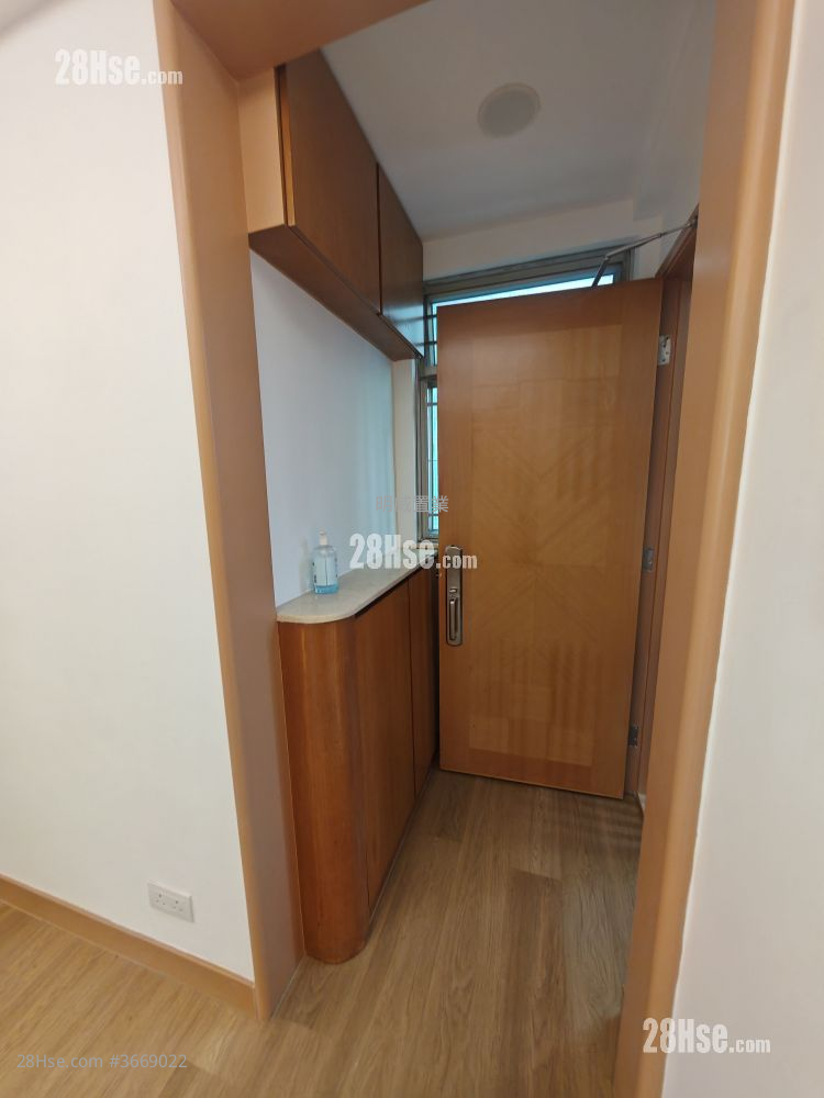 富華樓 租盤 2 房 362 平方呎