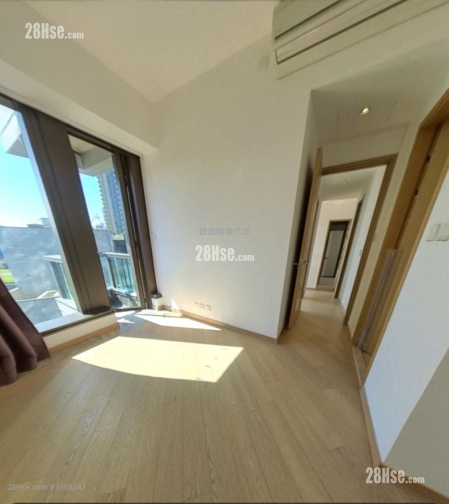 Vibe Centro Sell 3 Bedrooms , 2 Bathrooms 842 ft²