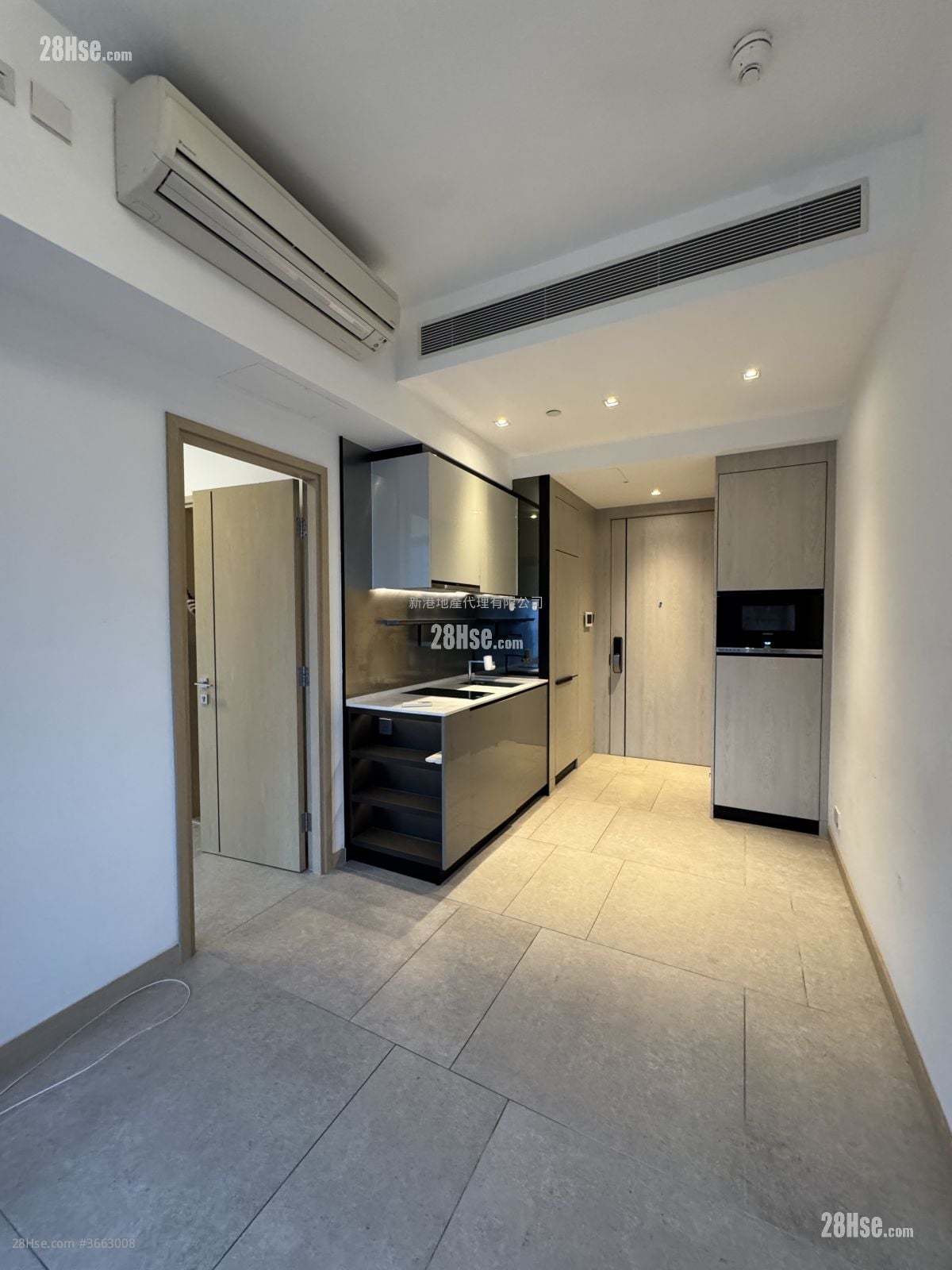 Downtown 38 Rental 1 Bedroom , 1 Bathroom 300 ft²