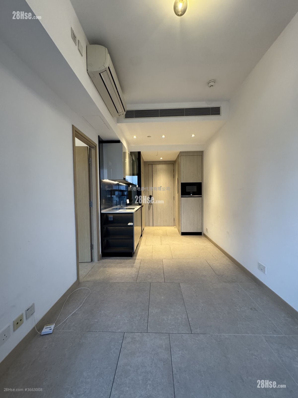 Downtown 38 Rental 1 Bedroom , 1 Bathroom 300 ft²