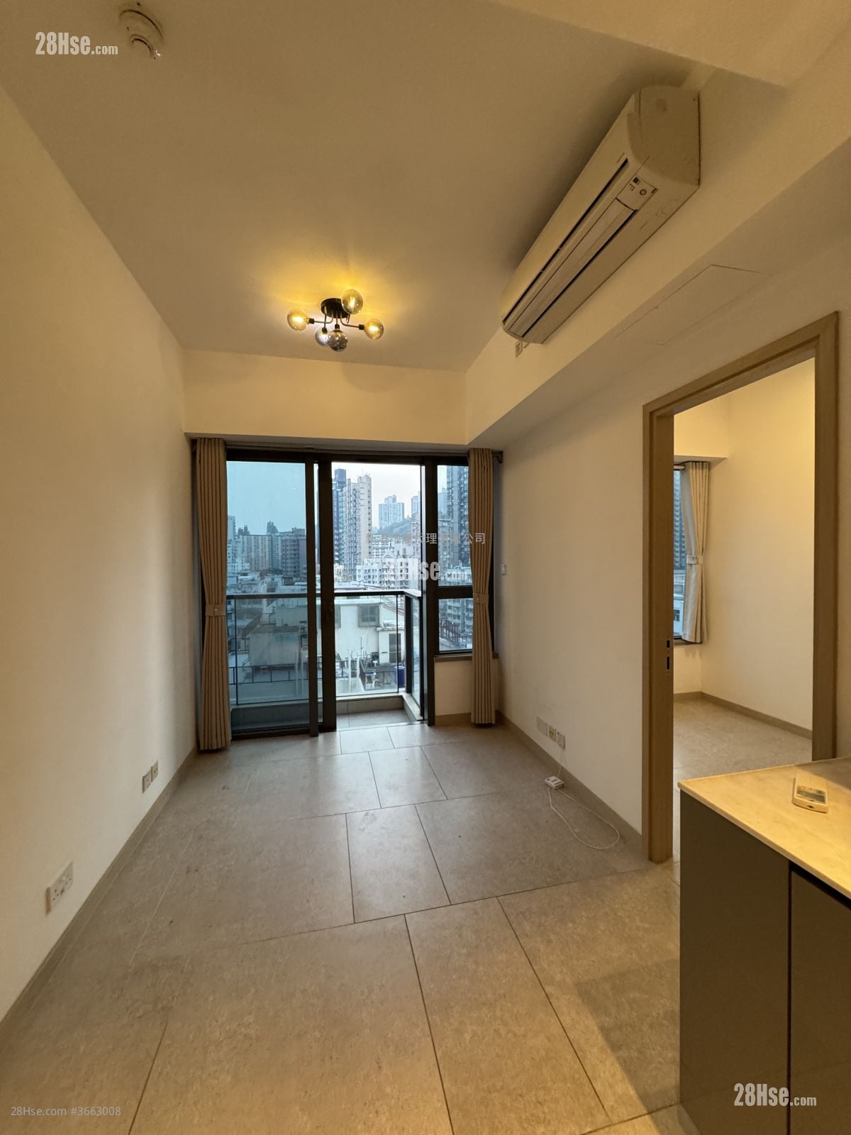 Downtown 38 Rental 1 Bedroom , 1 Bathroom 300 ft²