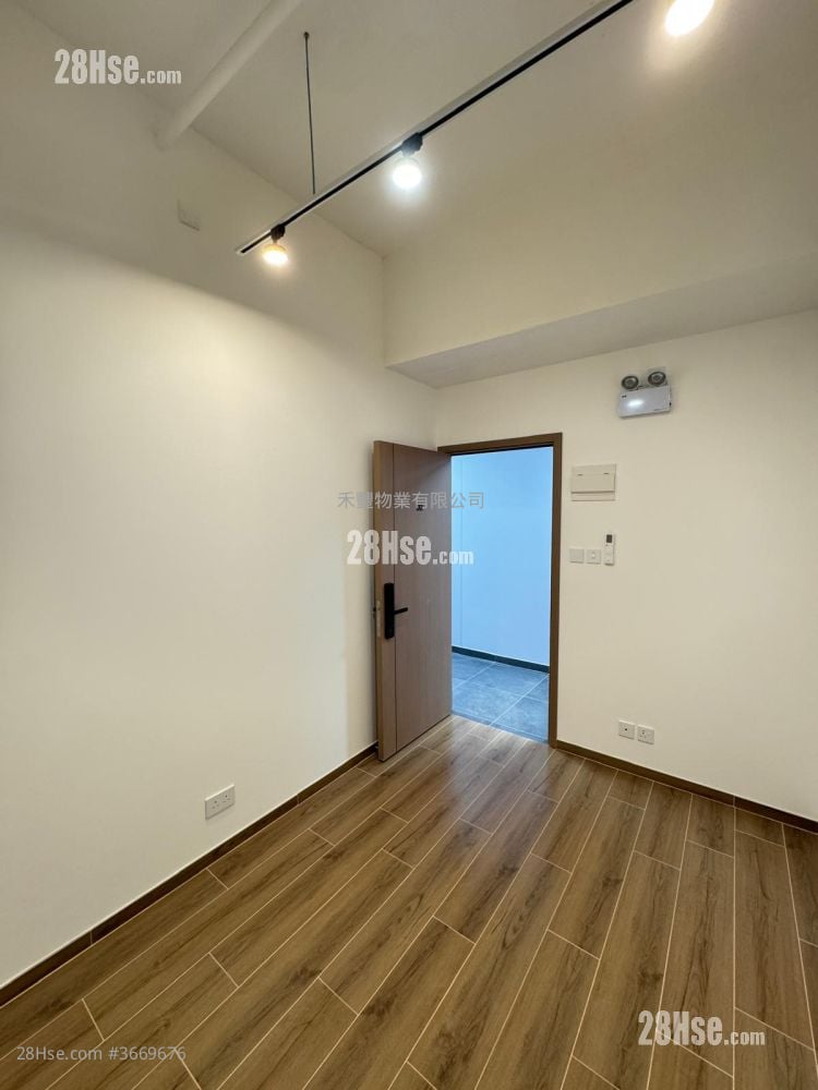 華榮工業大廈 租盤