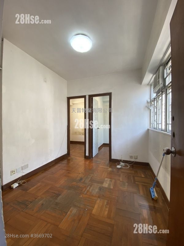 宝利大厦 售盘 2 房 , 1 浴室 296 平方尺