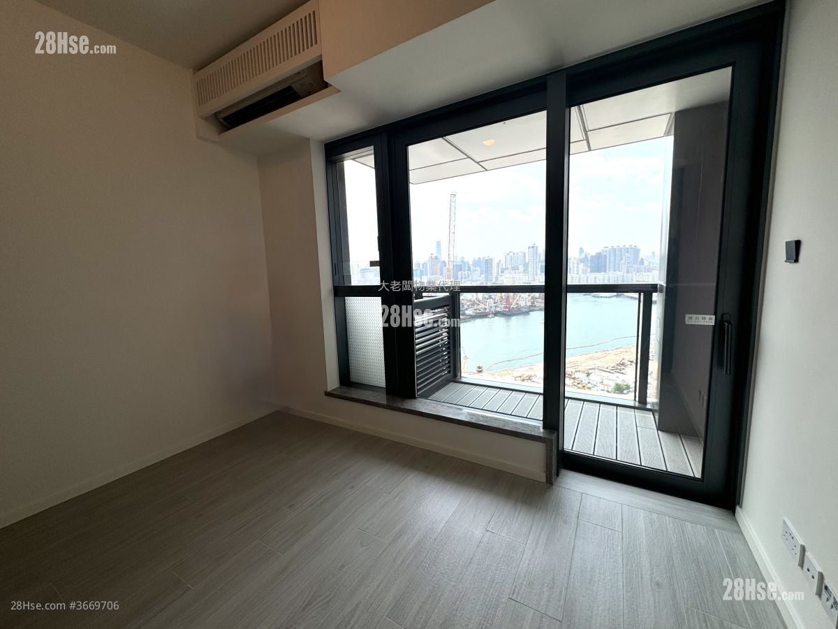 维港双钻 售盘 247 平方尺