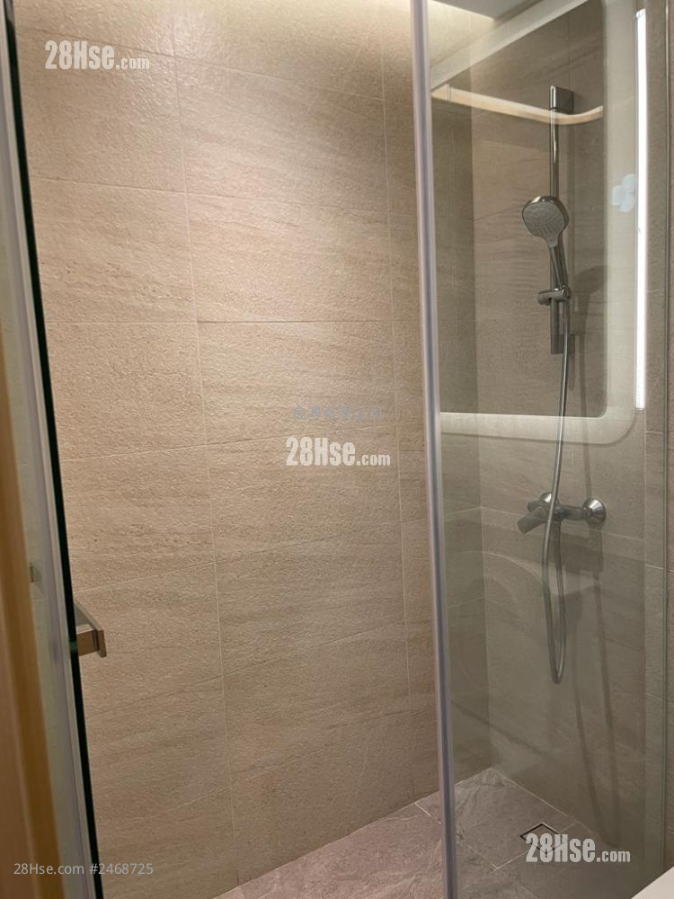 浴室: 明翹匯 租盤 2 房 , 1 浴室 432 平方呎