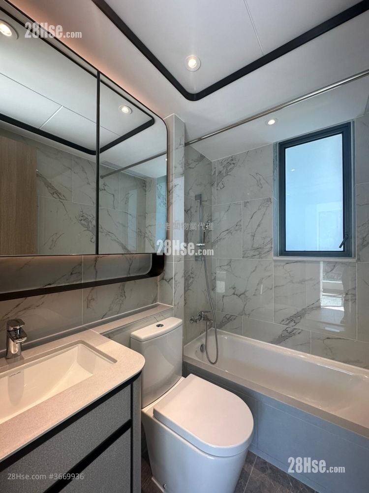 Chill Residence Sell 3 Bedrooms , 2 Bathrooms 730 ft²