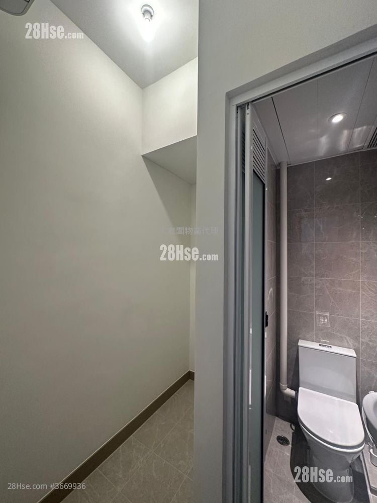 Chill Residence Sell 3 Bedrooms , 2 Bathrooms 730 ft²