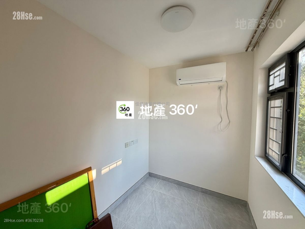 村屋 售盤 3 房 , 1 浴室 650 平方呎