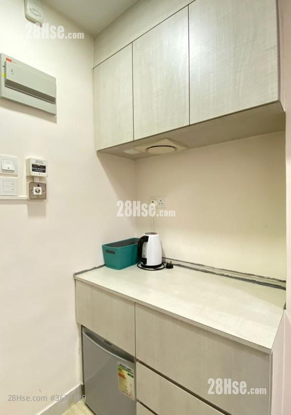 人和悅大廈 租盤 100 平方呎