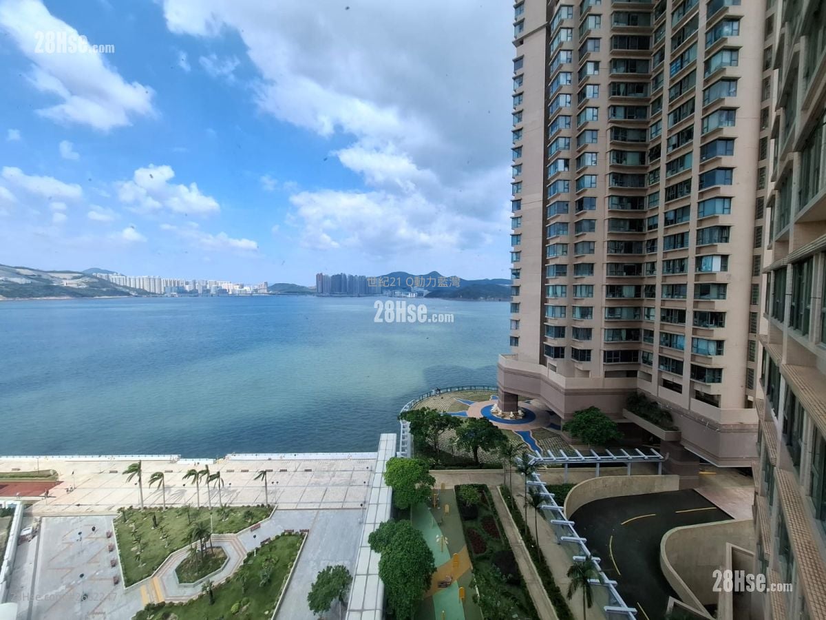 Island Resort Sell 3 Bedrooms , 2 Bathrooms 733 ft²