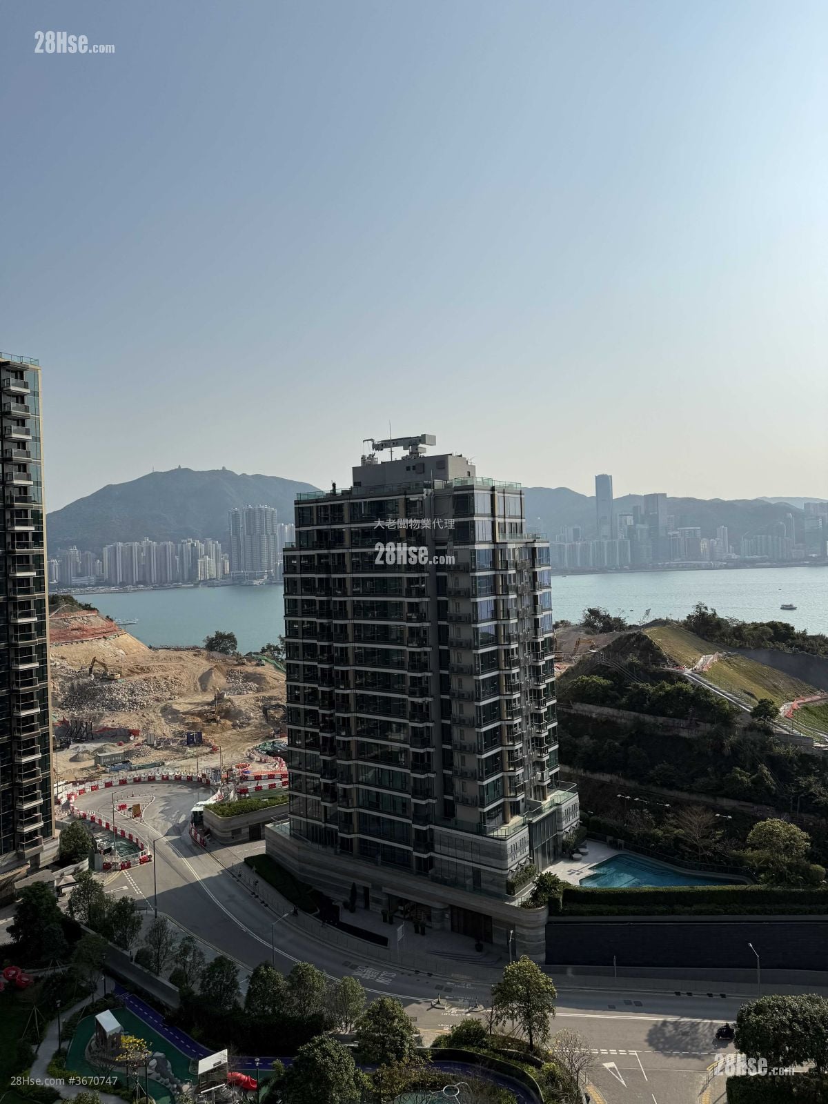 Koko Hills Sell 3 Bedrooms , 2 Bathrooms 769 ft²