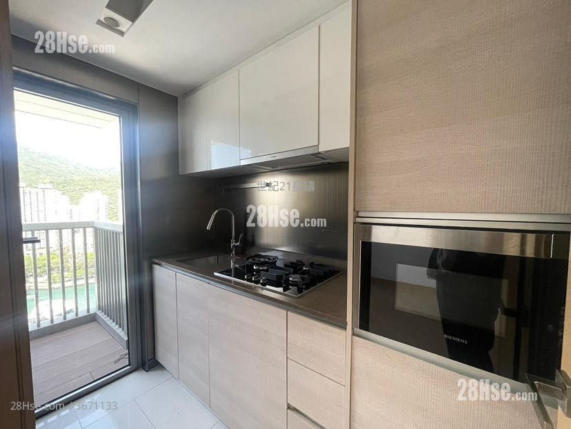 倚南 售盘 2 房 449 平方尺