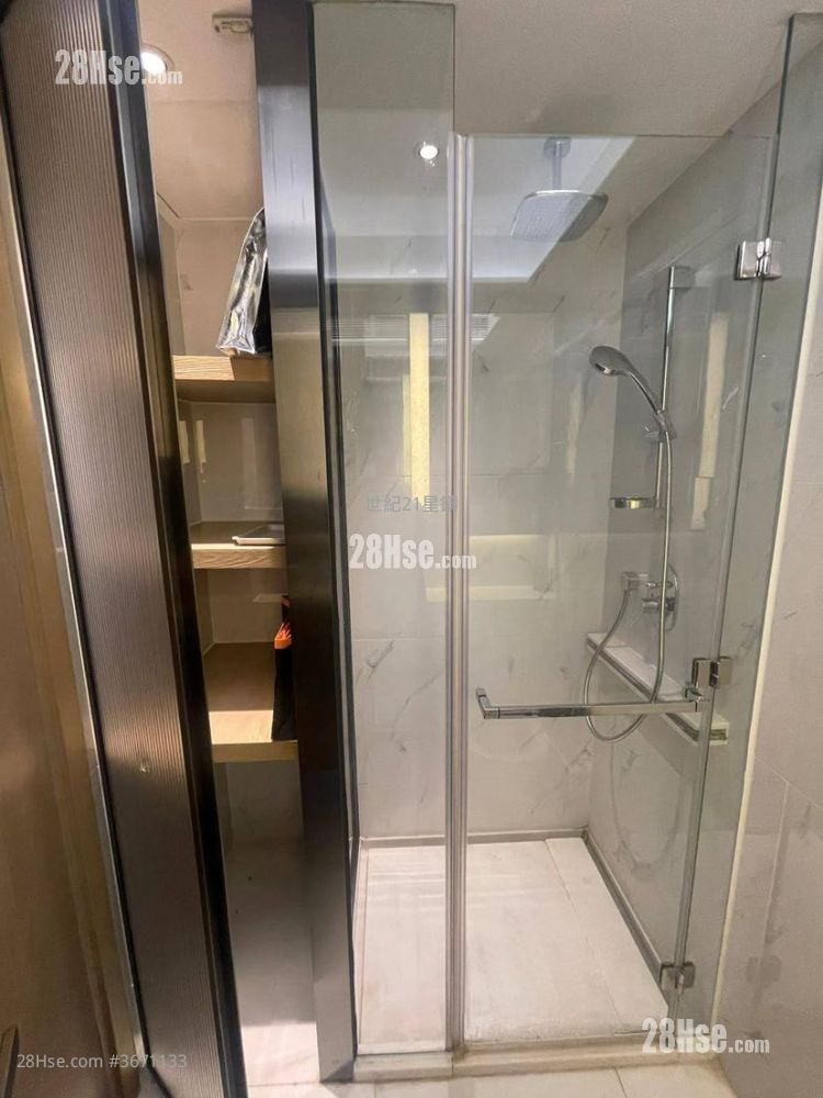 倚南 售盘 2 房 449 平方尺