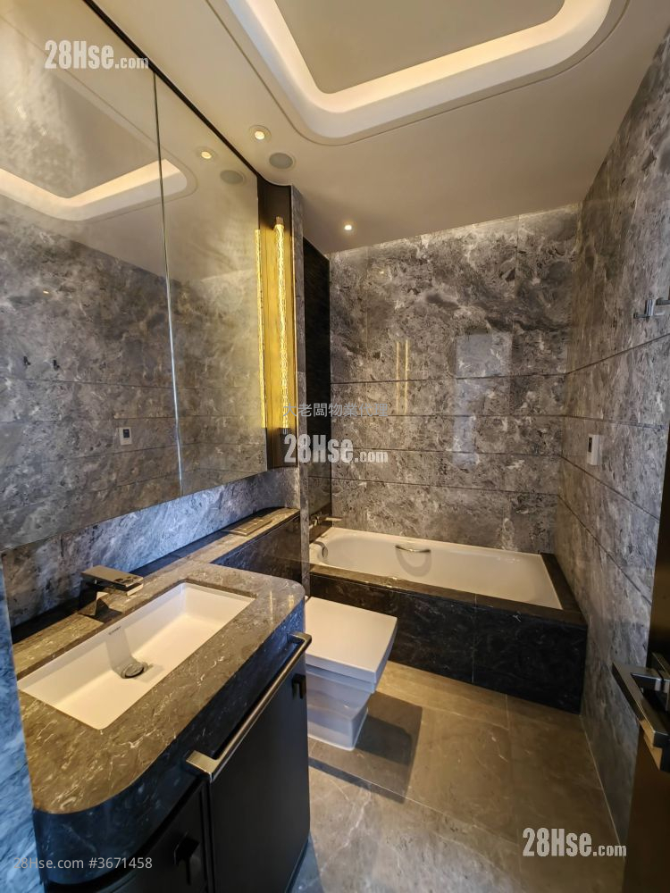 Ultima Sell 4 Bedrooms , 3 Bathrooms 2,018 ft²