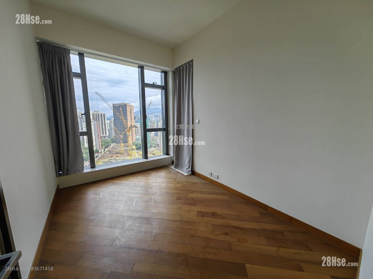 Ultima Sell 4 Bedrooms , 3 Bathrooms 2,018 ft²