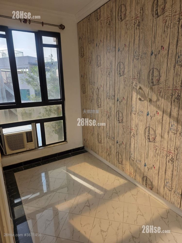 龍珠花園 租盤 675 平方呎