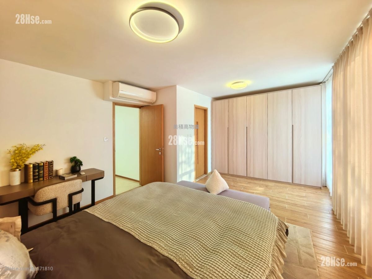 Treasure Cove 1 Sell 4 Bedrooms , 3 Bathrooms 1,438 ft²