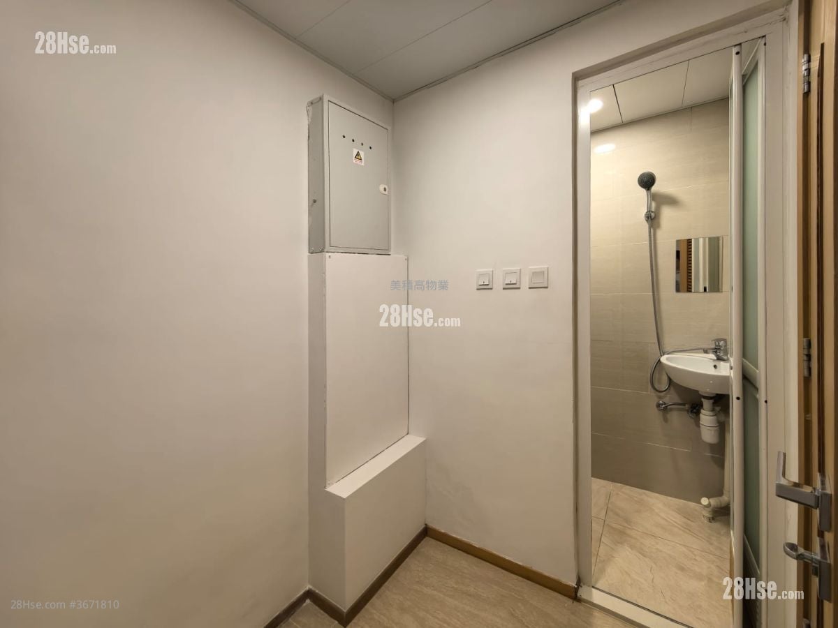 Treasure Cove 1 Sell 4 Bedrooms , 3 Bathrooms 1,438 ft²