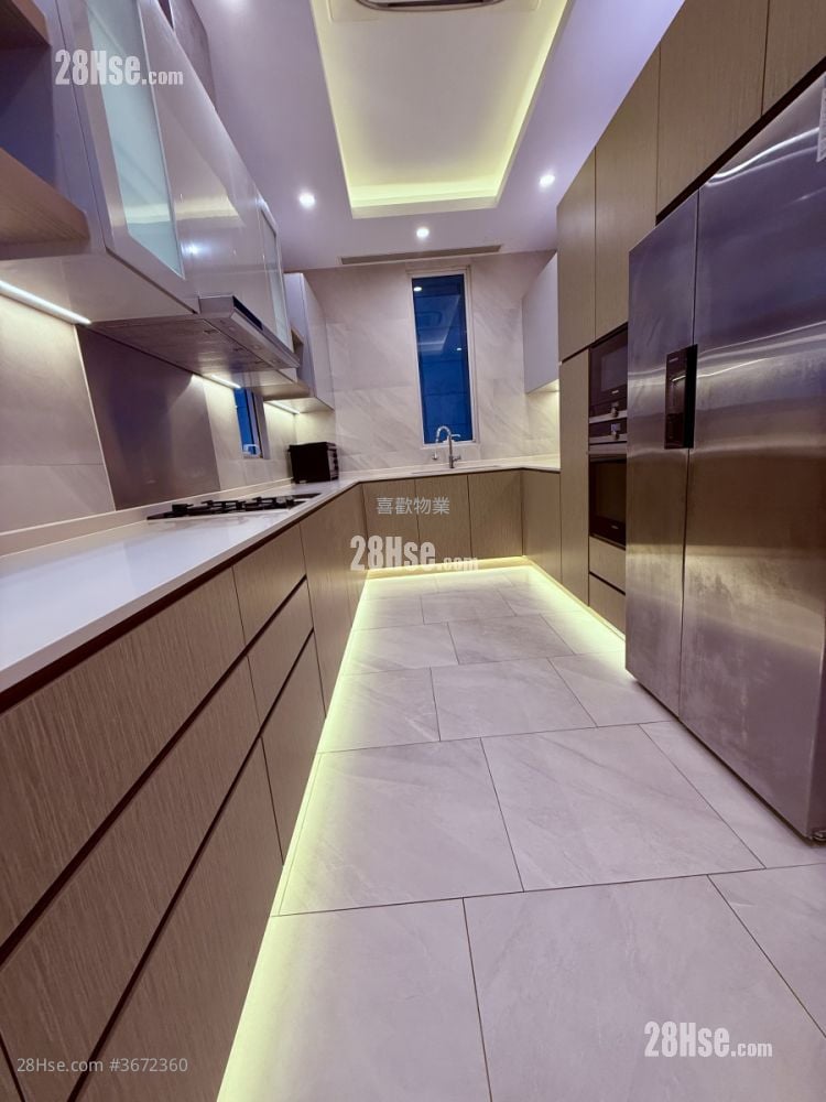 110 Repulse Bay Road Rental 4 Bedrooms , 5+ Bathrooms 4,101 ft²