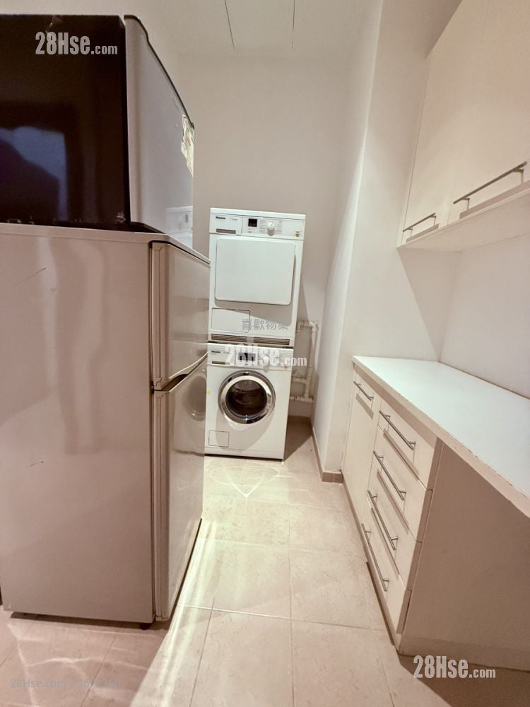 110 Repulse Bay Road Rental 4 Bedrooms , 5+ Bathrooms 4,101 ft²