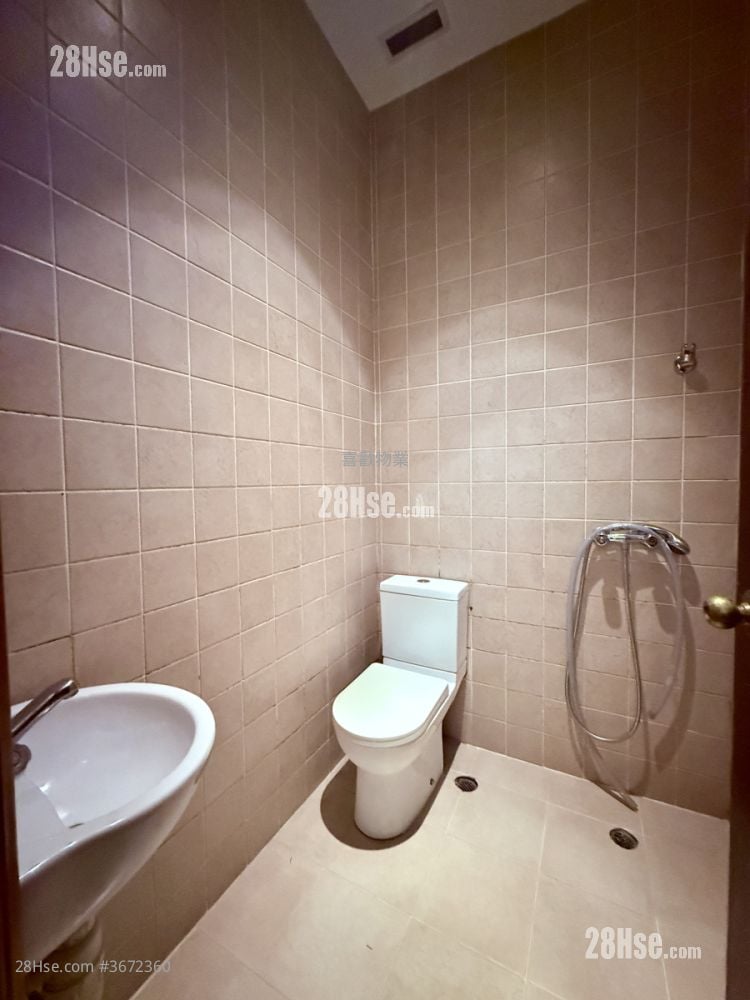 110 Repulse Bay Road Rental 4 Bedrooms , 5+ Bathrooms 4,101 ft²