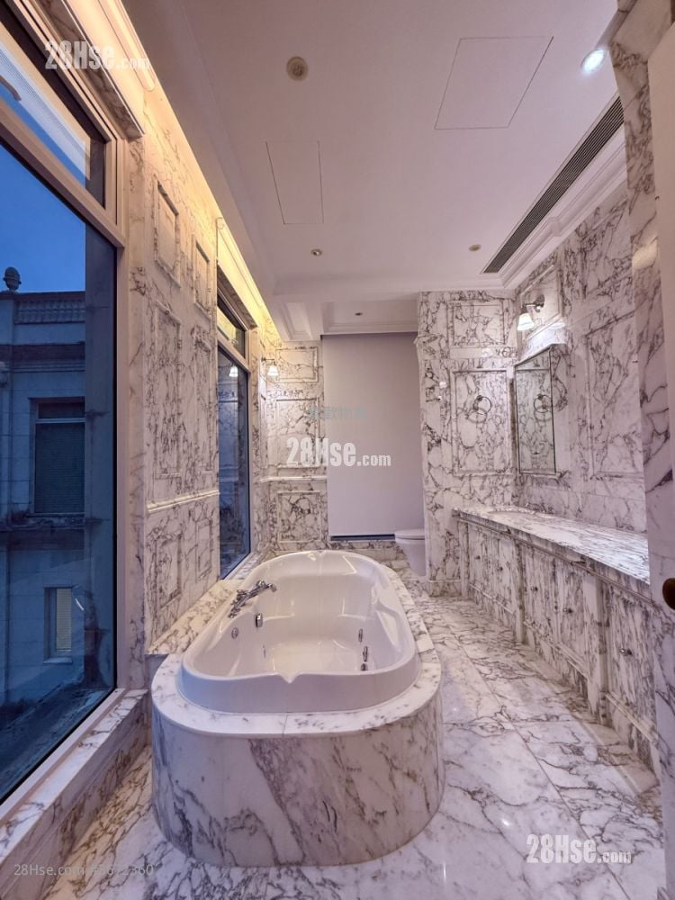 110 Repulse Bay Road Rental 4 Bedrooms , 5+ Bathrooms 4,101 ft²