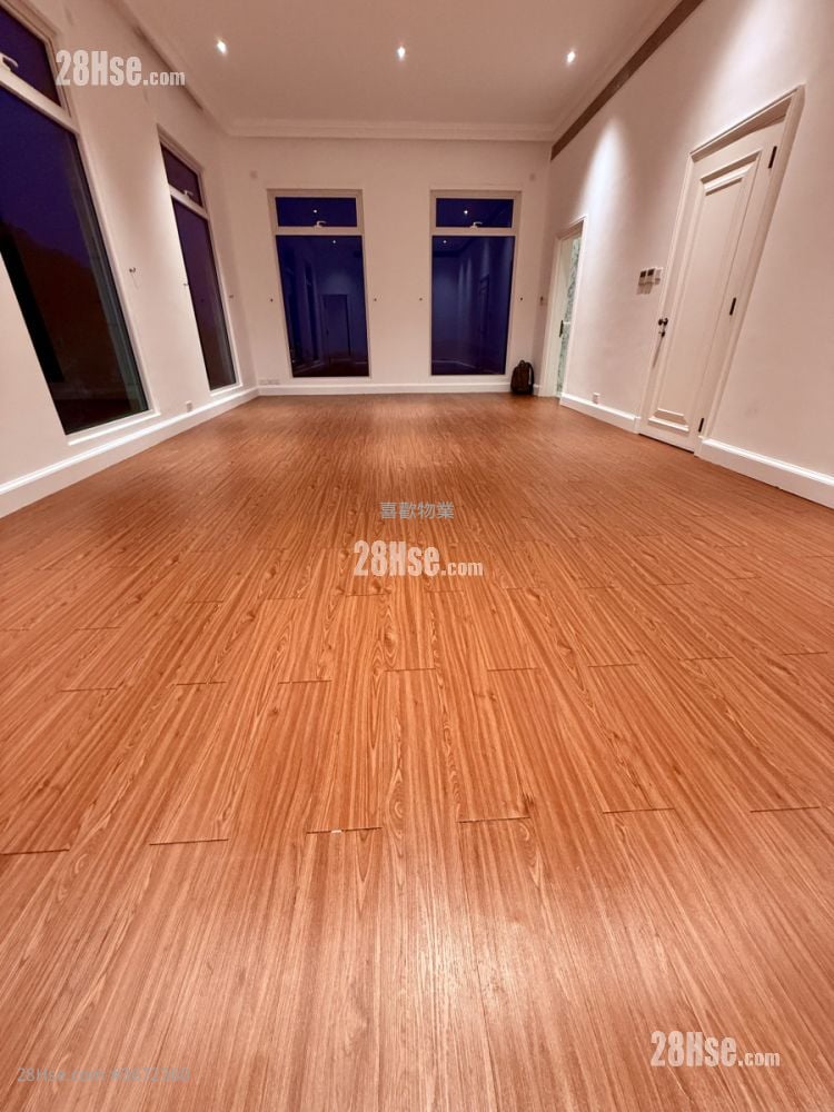 110 Repulse Bay Road Rental 4 Bedrooms , 5+ Bathrooms 4,101 ft²