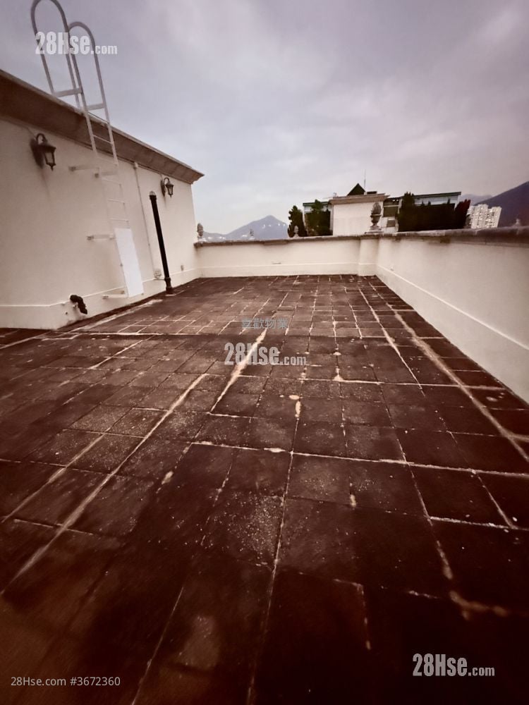 110 Repulse Bay Road Rental 4 Bedrooms , 5+ Bathrooms 4,101 ft²