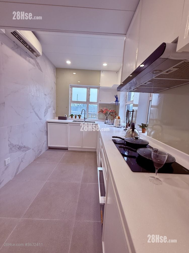 南湾道12A号 租盘 4 房 , 4 浴室 2,882 平方尺